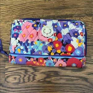 VERA BRADLEY wallet
